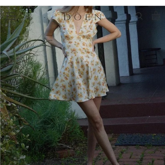 Doen Dresses & Skirts - Doen Dianne Dress in Amber Frolicking print